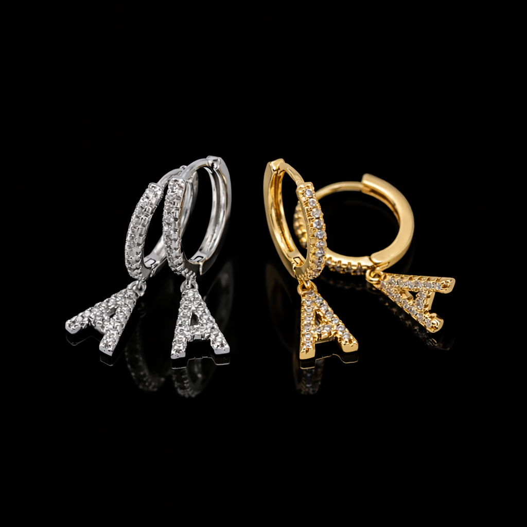 Iced out Letter Oorbellen