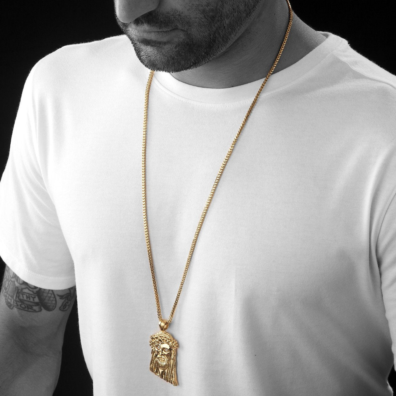 Gold Plated Jezus met diamanten ogen