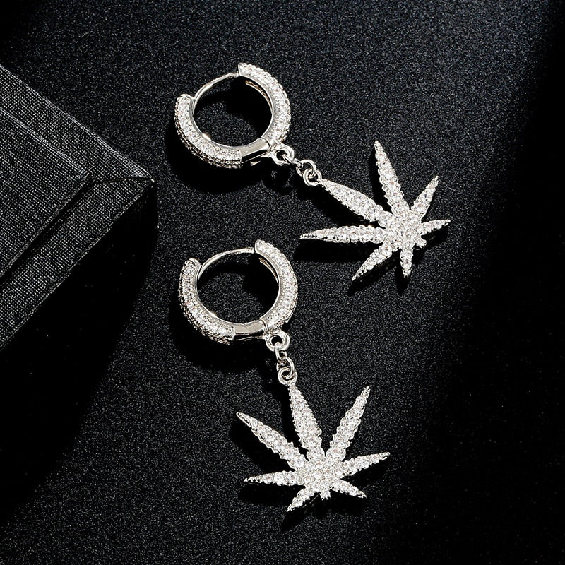 Boucles d'oreilles feuille de chanvre glacé