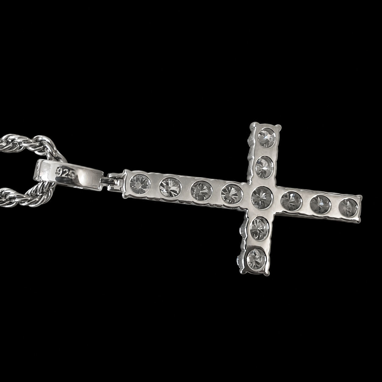Moissanite Diamanten Omgekeerd Kruis Hanger